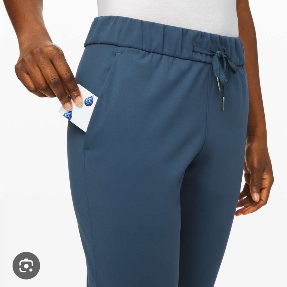 Lululemon On the Fly 7/8 pant